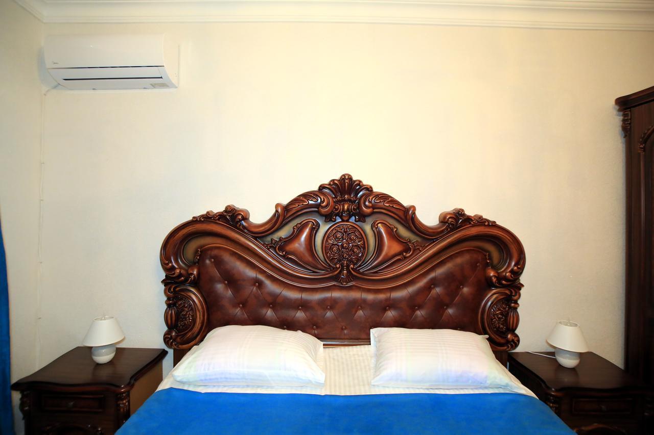Old District Apartment คูทายสิ ภายนอก รูปภาพ