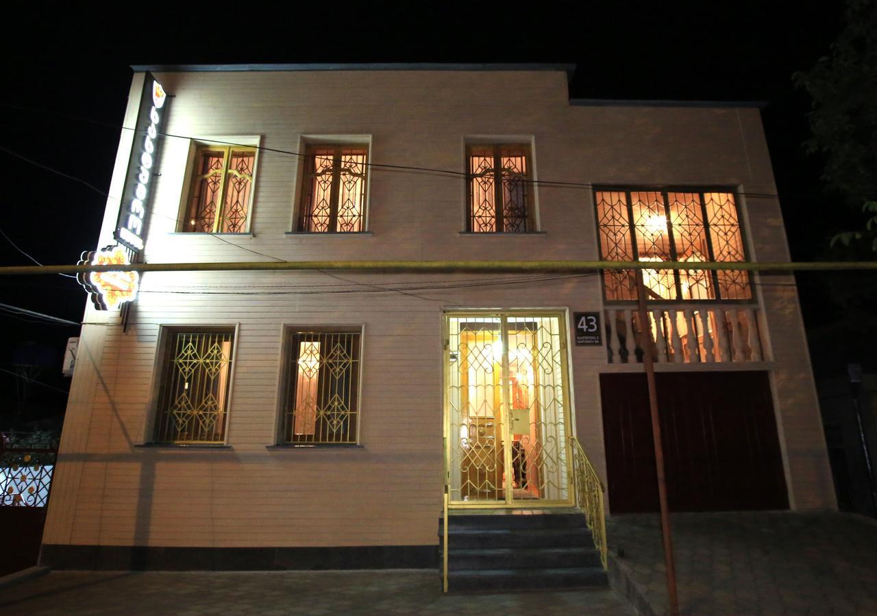 Old District Apartment คูทายสิ ภายนอก รูปภาพ