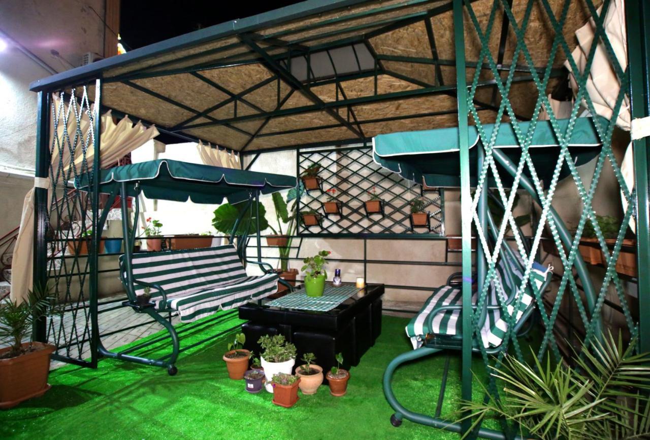 Old District Apartment คูทายสิ ภายนอก รูปภาพ
