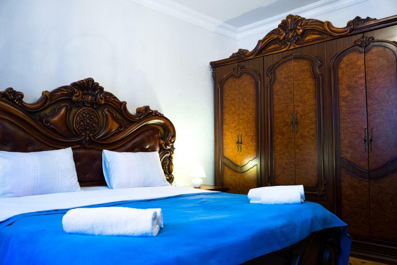 Old District Apartment คูทายสิ ภายนอก รูปภาพ